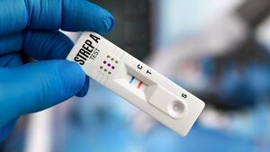 Positiver Schnelltest für Streptokokken.