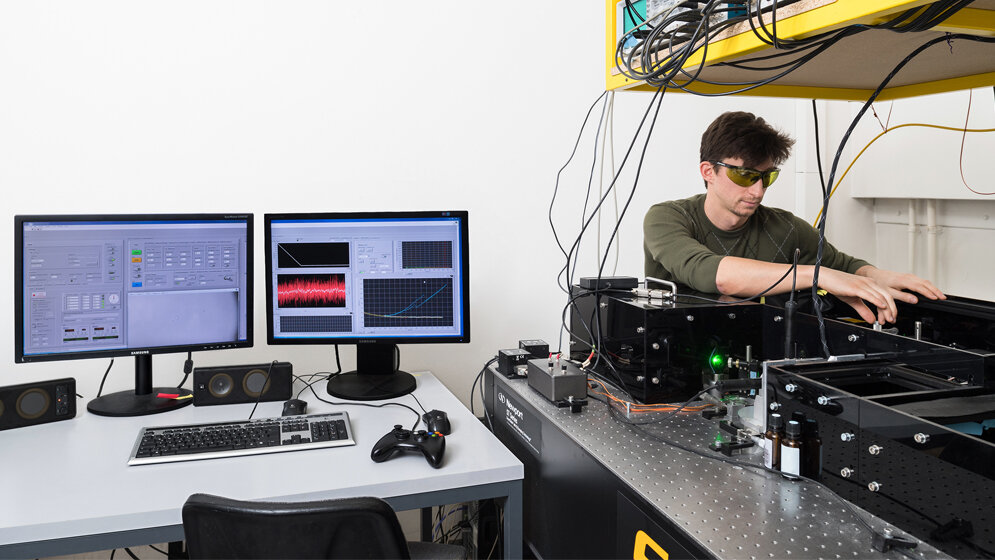 Marco Grison, Mitarbeiter des Lehrstuhls für Molekulare Biophysik