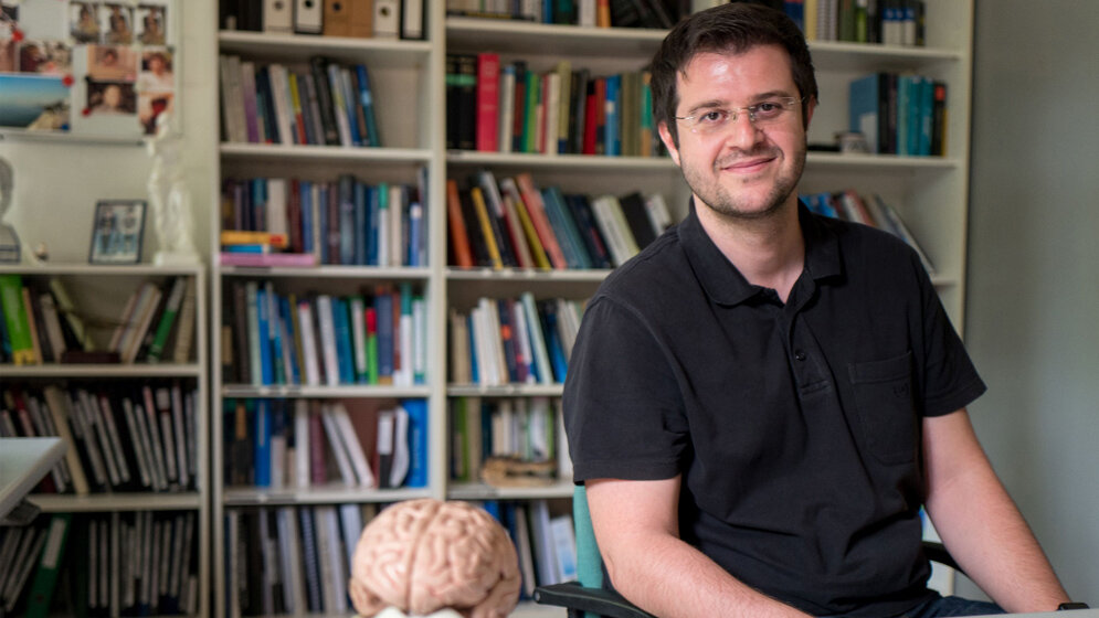 Dr. Erhan Genç