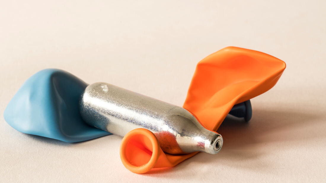 Lachgas_als_Droge.jpg Lachgas als Droge