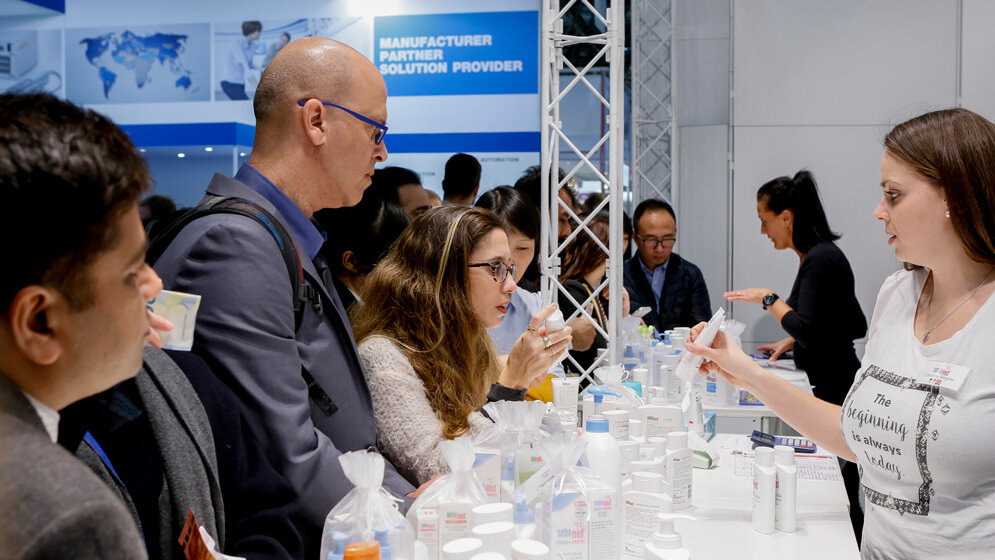 Medica 3_Medica16_MT3843.jpg