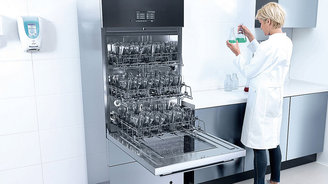 Neue SlimLine-Laborspüler Titelbild zur Produktvorstellung: neue Laborspüler der Serie PLW 7111 von Miele