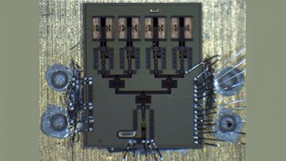 Gebondeter 500 GHz Sender-Chip