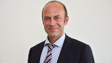 Cluster_Mitglied_Professor_Stephan_Weidinger_Dr_Tebke_Boeschen_Exzellenzcluster_Inflammation_at_Interfaces.jpg Professor Stephan Weidinger