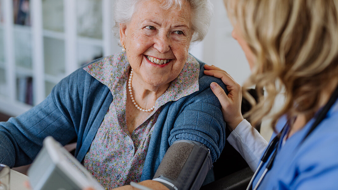 Blutdruck_Frauen.jpg Blutdruck bestimmt Überlebenswahrscheinlkeit bei frauen