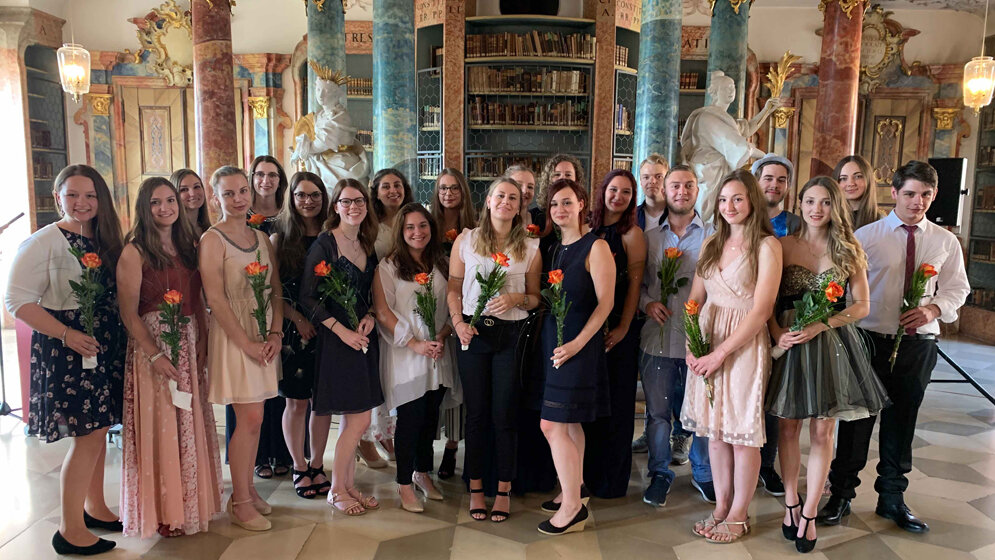 MTLA_Absolventen_ULM.jpg MTLA-Absolventen/-innen