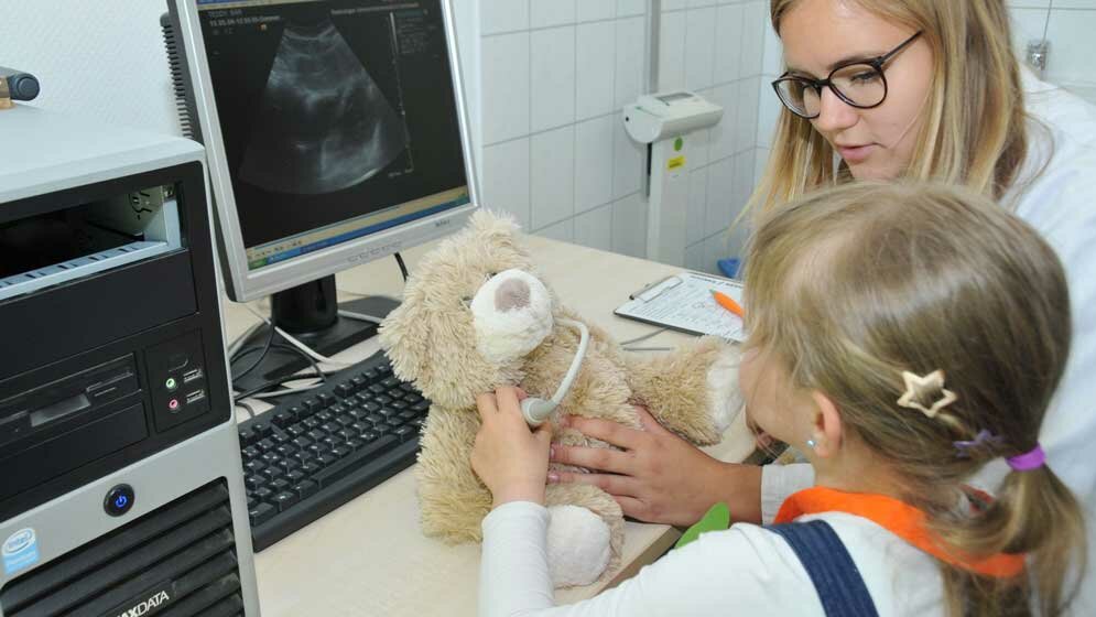 Teddybaerklinik.jpg Teddybärkrankenhaus