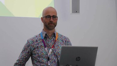 Leerlaufzeiten von CT- und MRT-Geräten fressen so viel Energie wie ein 852-Seelen-Dorf. 