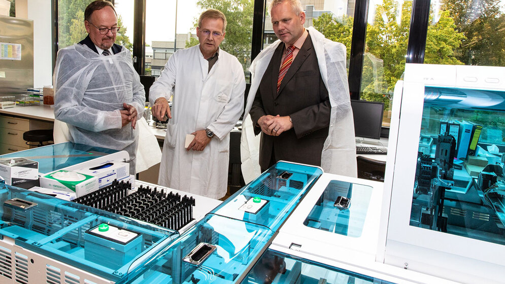 Im neuen MHH-Zentrallabor