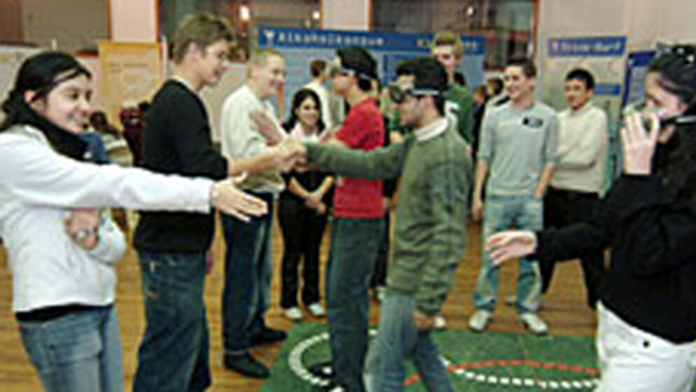 bzgaks_255x200_intro_01.jpg Klarsicht-Koffer