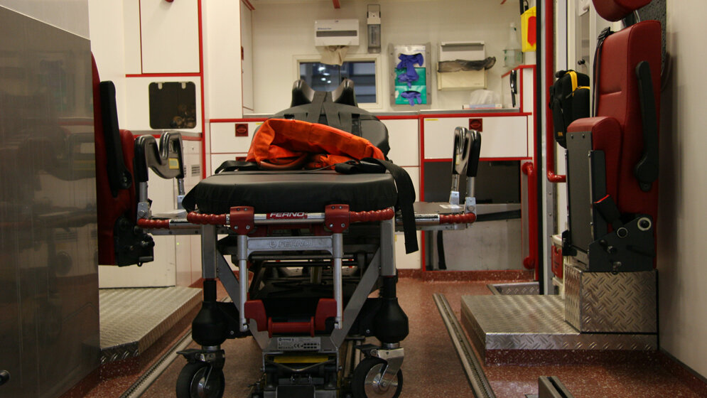 RETTUNGSWAGEN_007.jpgBernd-SchunkDAEV.jpg Notfallversorgung