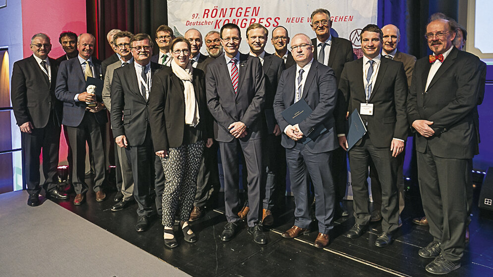 Foto der Preisträger und Ehrenmitglieder