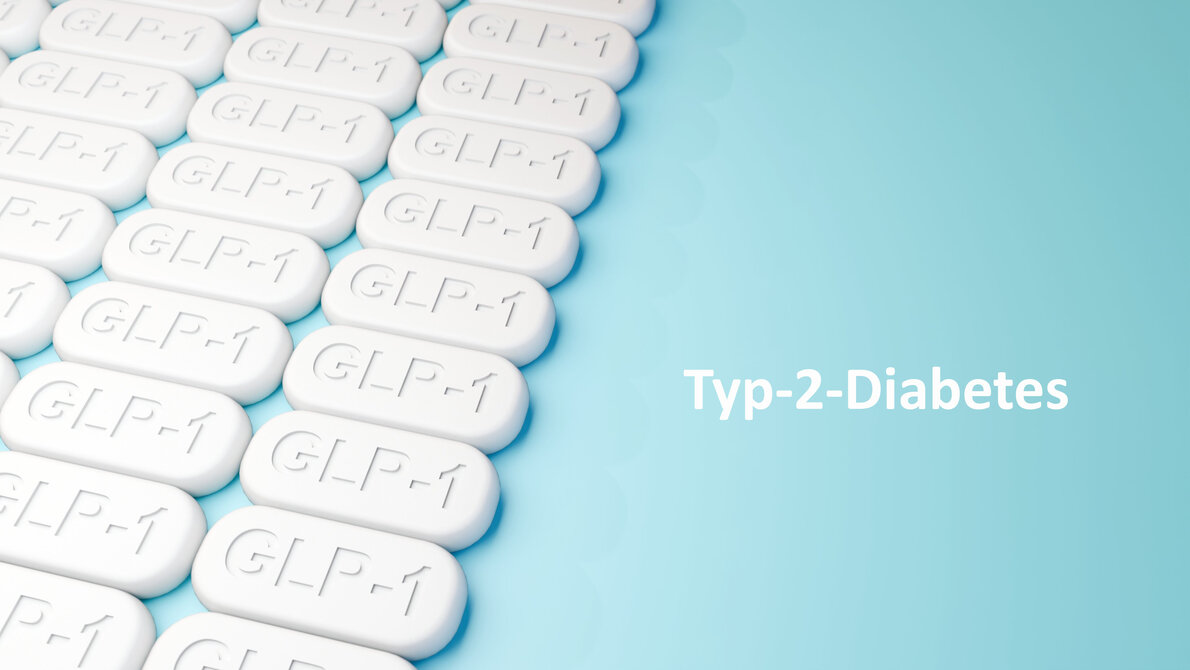weiße Plättchen, auf denen GLP-1 steht auf blauem Hintergrund mit der Schrift "Typ-2-Diabetes"