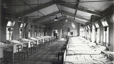 Titelbild zum Fachbeitrag über eine neue Studie zum begrenzten infektionshygienischen Vorteil von Einzelzimmern