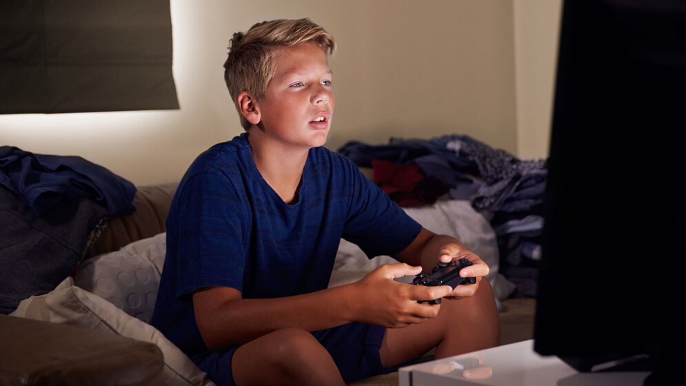 Sucht_Junge_vor_PC-Game-1-1860206_2.jpg Computerspiele