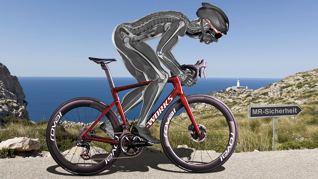 Foto eines Radfahrers, dessen Skelett sichtbar ist