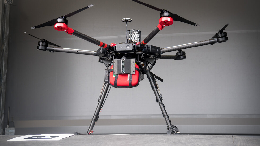 Drohne.jpg Drohne liefert AED