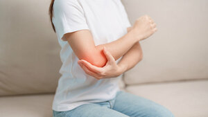 Titelbild des Fachbeitrags zur Bildgebung bei persistierender Apophyse des Epicondylus humeri