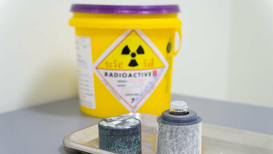 Instabile Versorgung mit Radionukliden. Tumorpatienten sind jedoch auf eine zuverlässige und zeitnahe Diagnostik und Therapie angewiesen – Verzögerungen können den Erfolg einer Krebsbehandlung entscheidend beeinflussen.