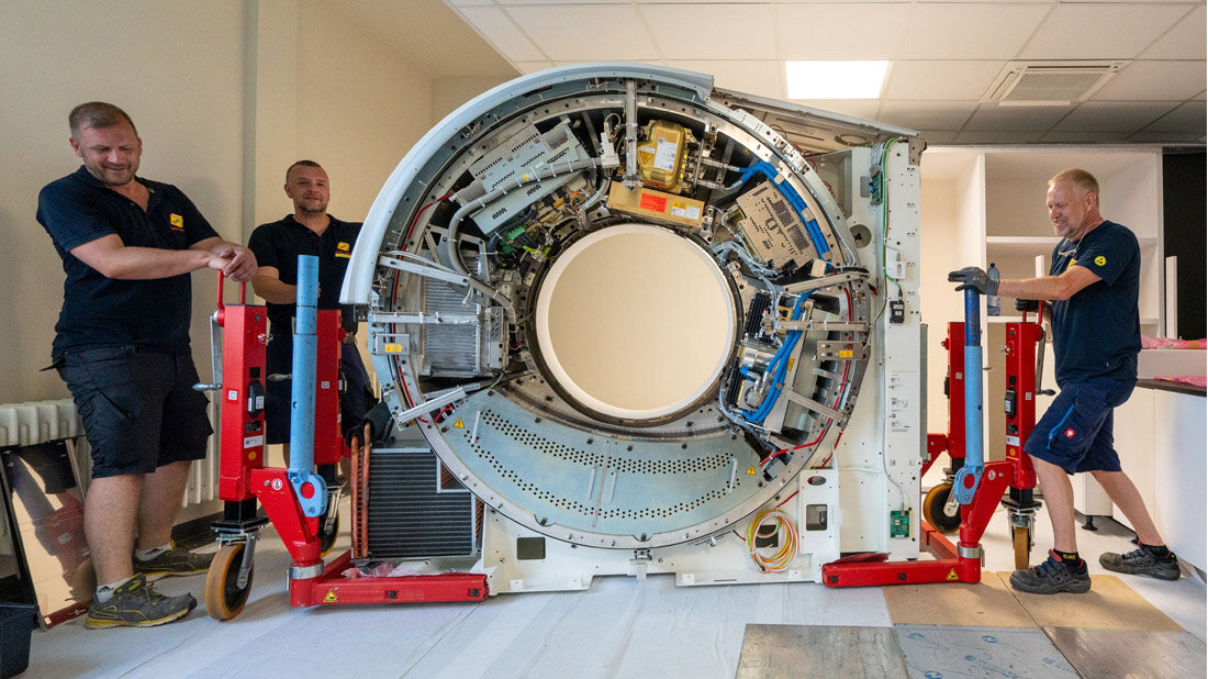 Weltweit erste Installation eines Single-Source Photon-Counting Computertomografen in der Strahlentherapie am OncoRay.