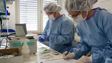 Ein Impfstoff gegen Malaria wurde in einer klinischen Studie am Institut für Tropenmedizin der Universität Tübingen erfolgreich getestet.