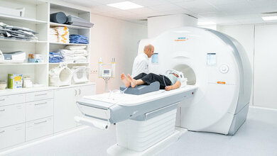 Neuer_MRT_Scanner.jpg Das neuartige Ganzkörper-MRT-Gerät erlaubt einzigartige Einblicke in den Körper.