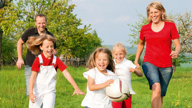 FOTOLIA_13824075_XL.jpgFamilie.jpg Familie