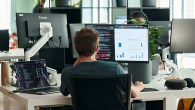 Titelbild zur Meldung über eine Kooperationsvereinbarung von Owkin mit MSD zur Entwicklung und Vermarktung von KI-gestützter digitaler Pathologie-Diagnostik für den EU-Markt