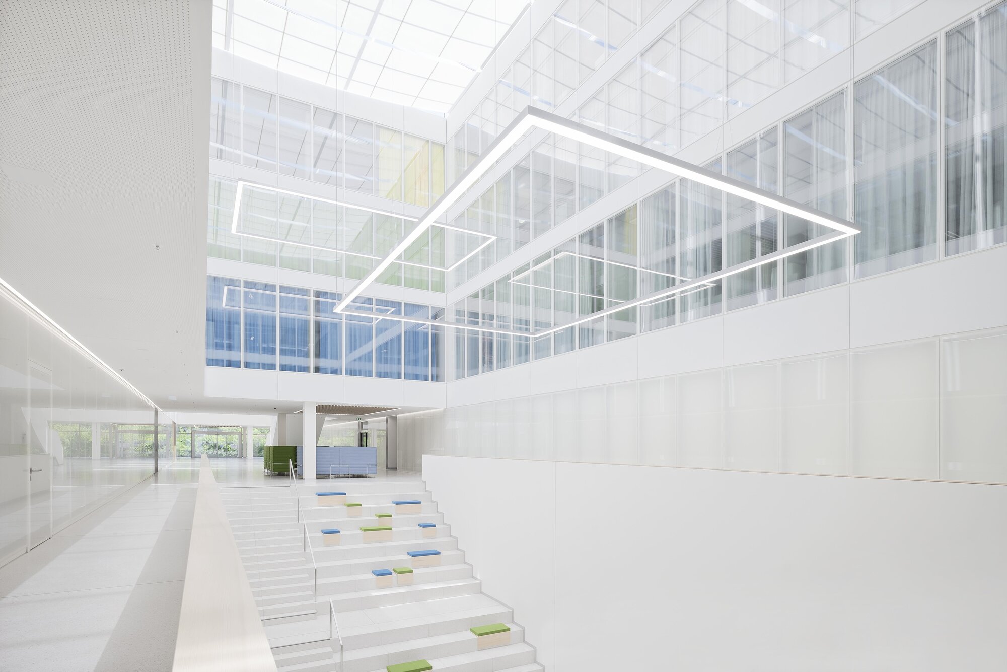 REZ_Foyer.jpg REZ Foyer DKFZ