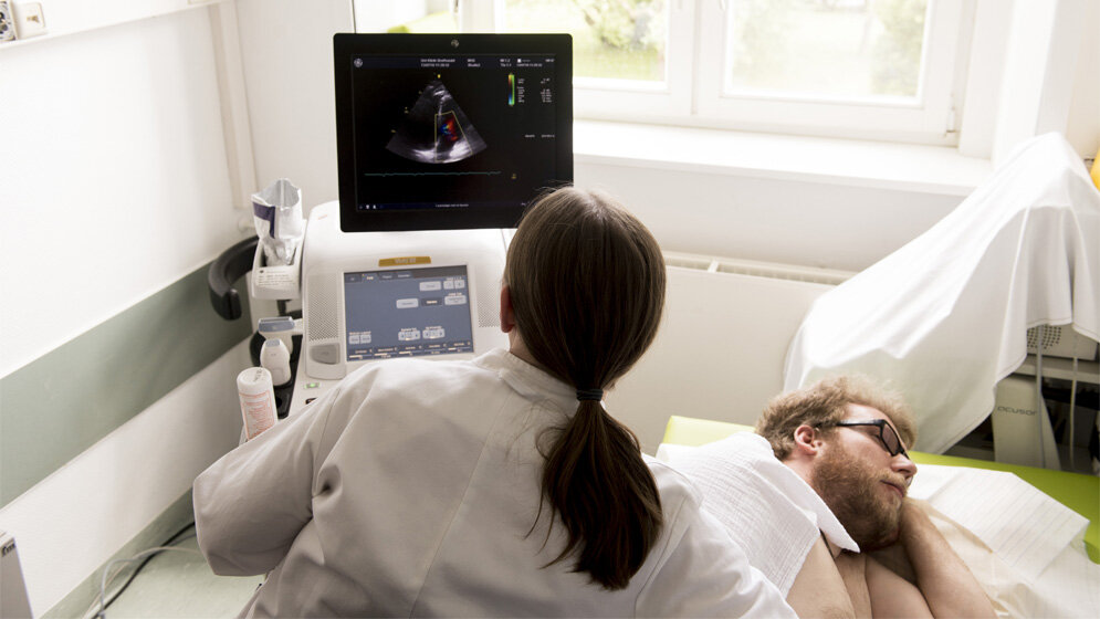 Ultraschalluntersuchung_liefert_Daten_zur_Struktur_und_Funktion_des_Herzens_Quelle_DZHK.jpg Ultraschalluntersuchung