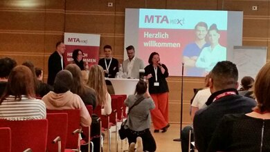 Podiumsdiskussion bei MTA next