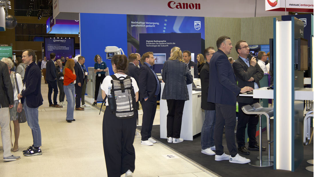 Blick in die Industrieausstellung 