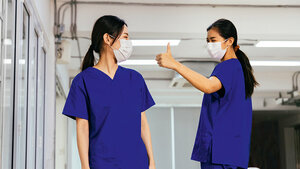 Titelbild des Fachbeitrags aus der Reihe „Aus der Praxis für die Praxis“ zum Thema „Lob verbessert Leistungen“