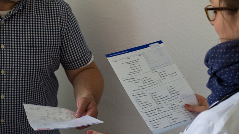 internationaler-anamnesebogen-erleichtert-behandlung-fremdsprachiger-patienten.jpg Internationaler Anamnesebogen