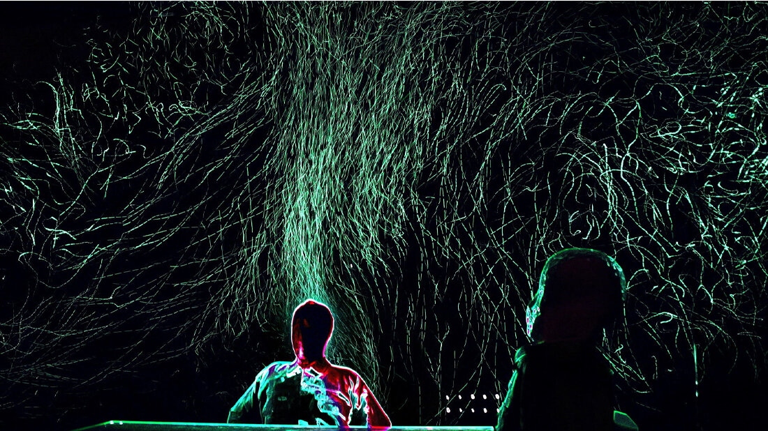 Luftströmungen und Partikelausbreitungen in Innenräumen vermessen.