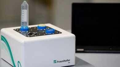 TissueGrinder.jpg TissueGrinder.jpg