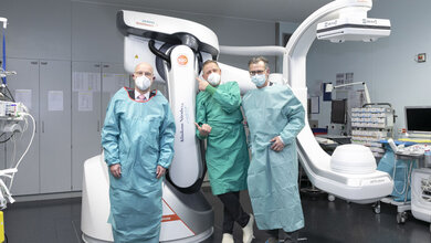 Carsten Bertram (Siemens Healthineers), Prof. Dr. Eric Verhoeven und Prof. Dr. Achim Jockwig (v. l.)