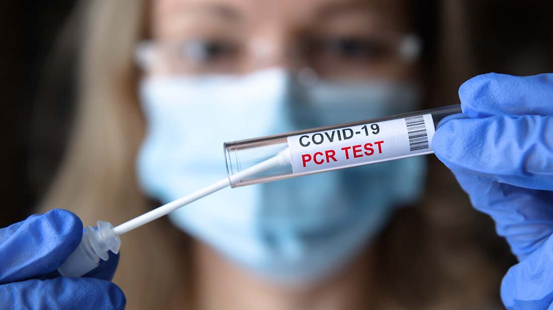 PCR_Tests_sinken_online.jpg Für die akkreditierten Labore bedeutet der Rückgang der PCR-Tests keine Entspannung im Pandemiegeschehen.