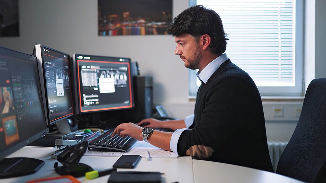 Foto von Tomasz Bienias im Homeoffice