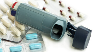 asthma.jpg Asthma-Inhalator