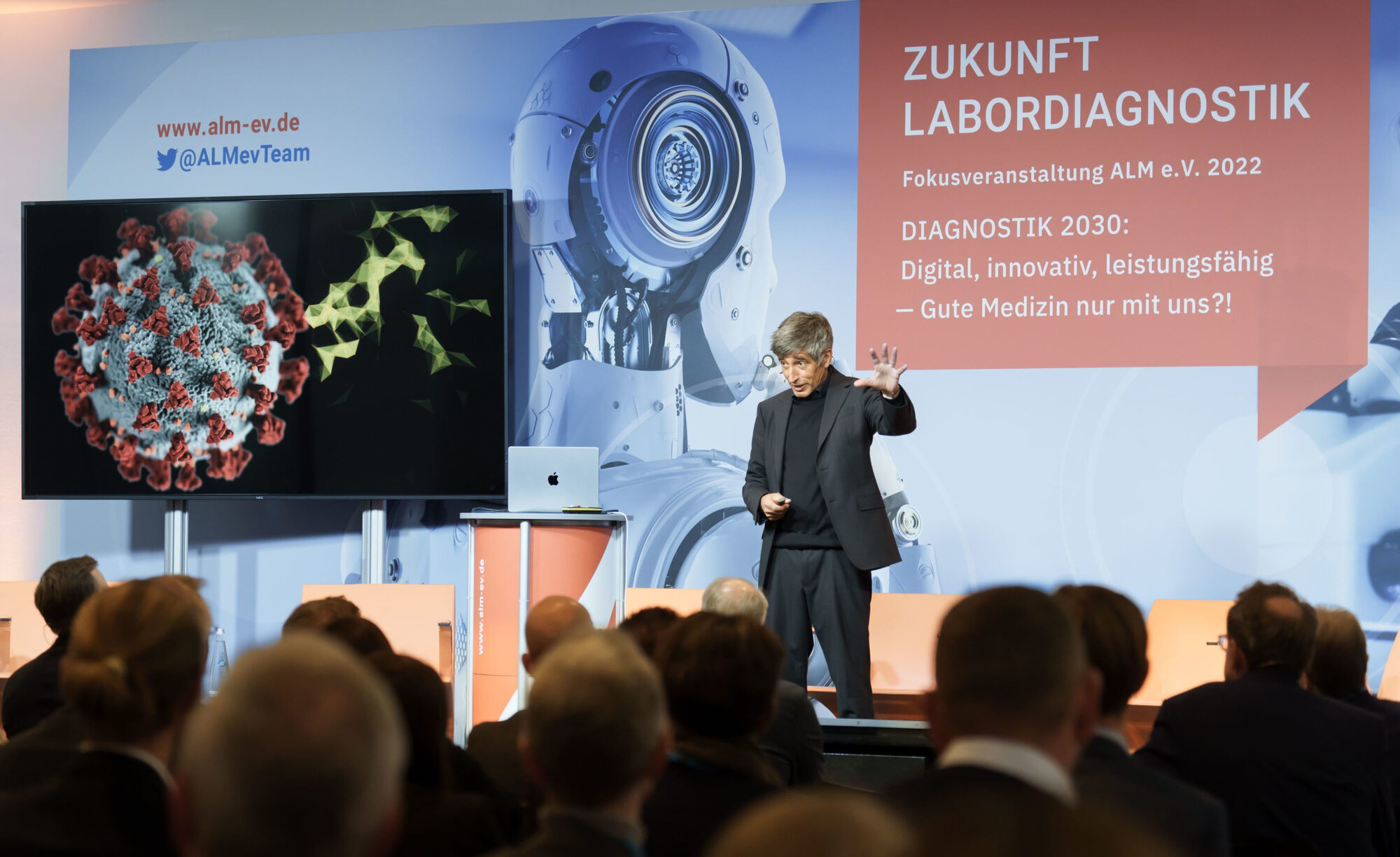 ALM_2.jpg Yogeshwar bei seinem Vortrag