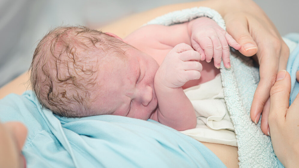 Übertragung von COVID-19 über die Muttermilch?