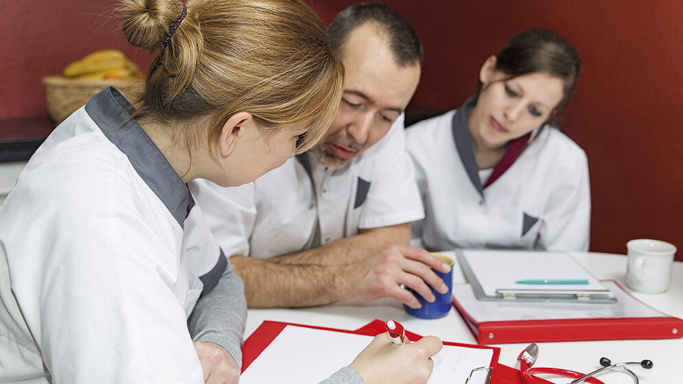 Gesundheitspolitik Normierung von Gesundheitsdienstleistungen