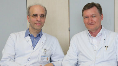 Professor Dr. Bernd Schmeck (links) mit Prof. Dr. Claus Franz Vogelmeier