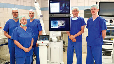 Foto des UKB-Teams mit dem ION-System