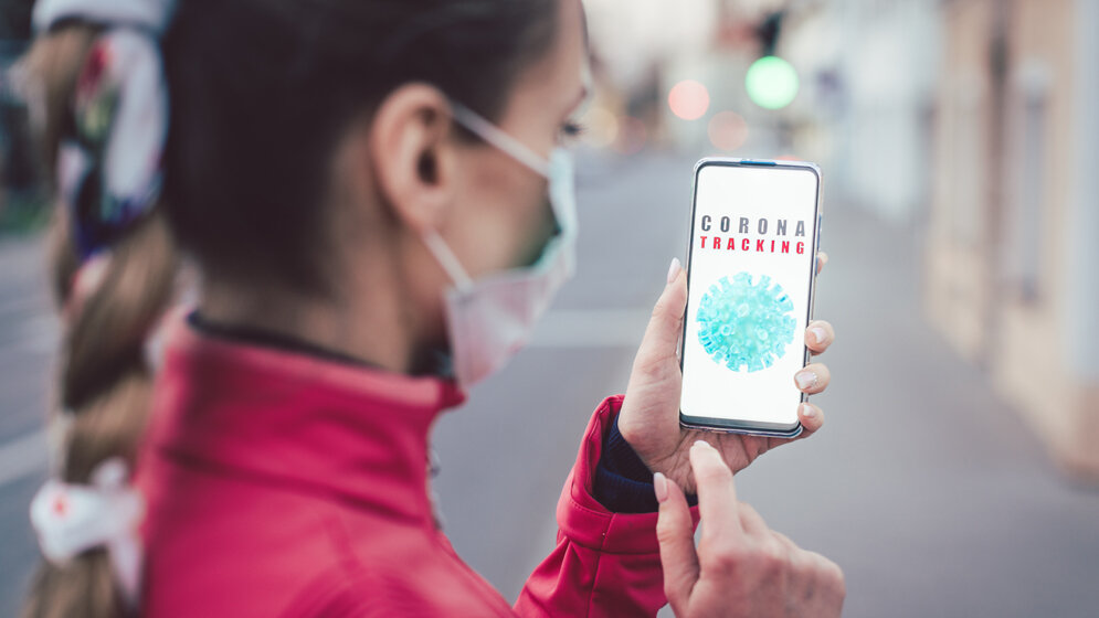 Maske_Kzenon_stock_adobe_com.jpg Maske tragen