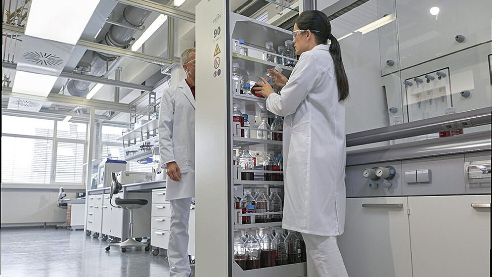 Aus der Industrie V-LINE-Premiere auf der A+A 2017