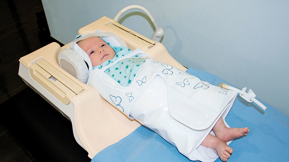 Erfahrungsbericht zum Feed-and-Sleep-MRI (Schoppen-MRT) bei Neugeborenen