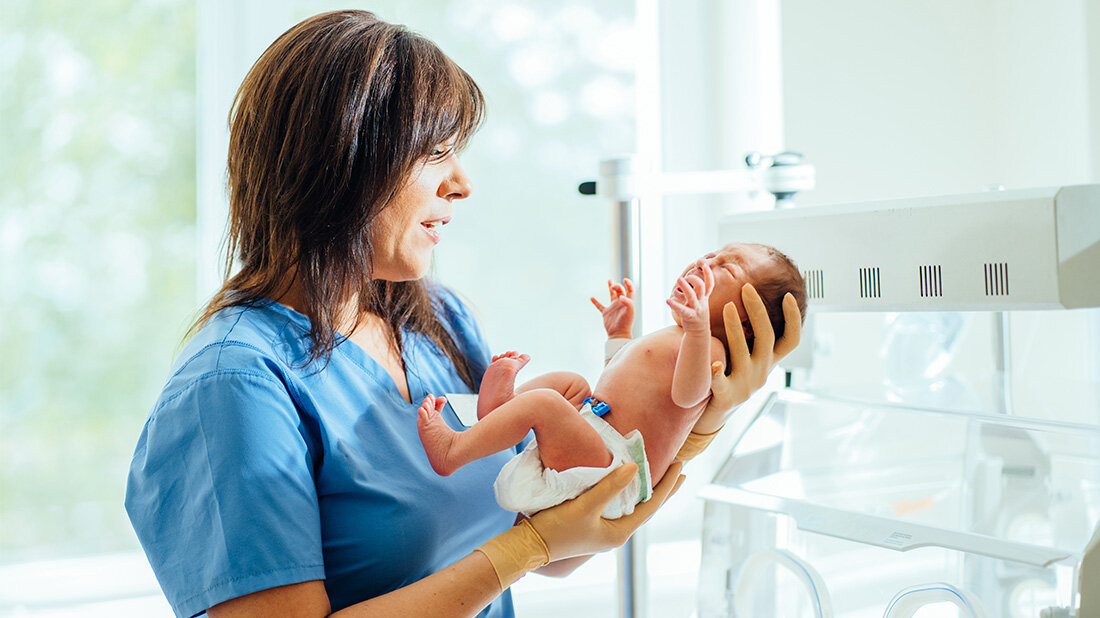 Krankenhauspflegeentlastungsgesetzt verspricht Verbesserungen für Pflegekräfte und Mediziner. 