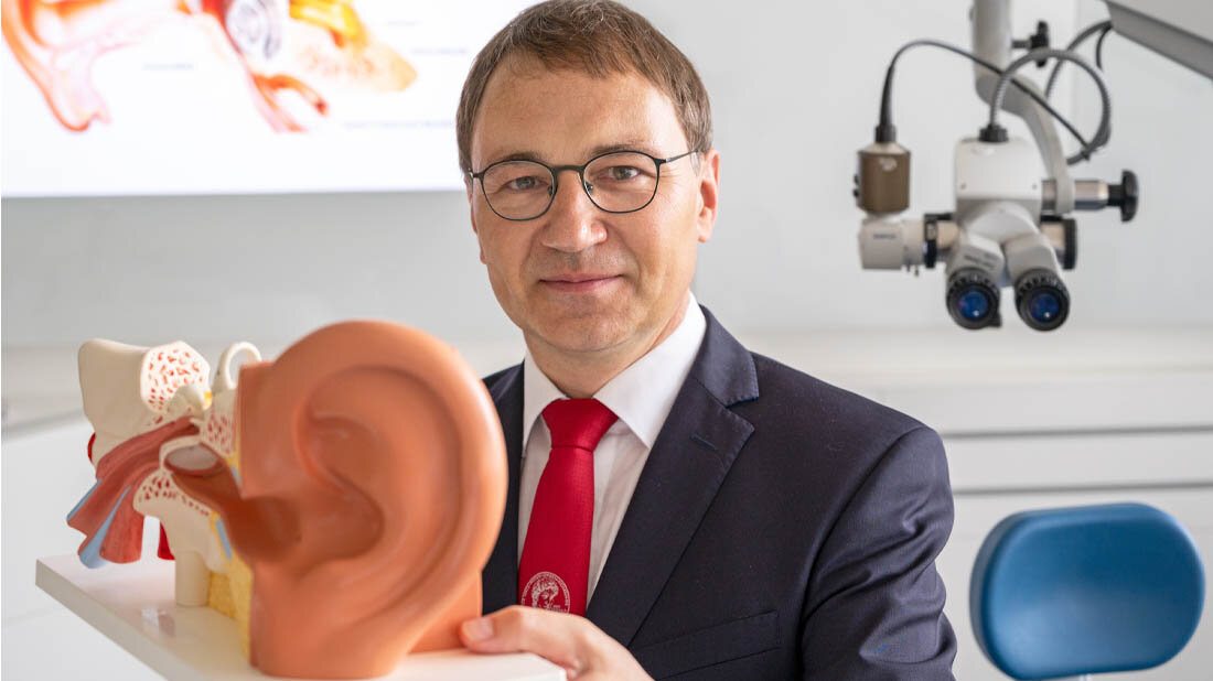 Studienleiter Prof. Dr. Stefan Plontke